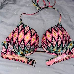 (THIS ITEM HAS SOLD ON ANOTHER PLATFORM) Victoria’s Secret bombshell swim top